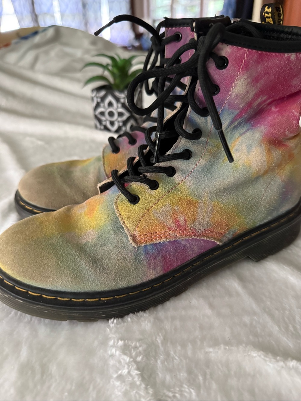 Dr. Martens 1460 Tie Dye Suede Boots size 6 women’s 5 men’s - Picture 8 of 16